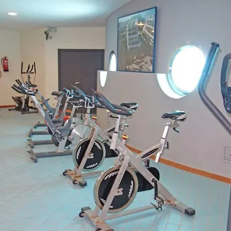 Seaside Penthouse アパート