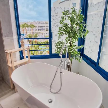 Seaside Penthouse * ماربيا